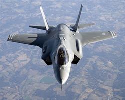 F-35 mission and maintenance training systems